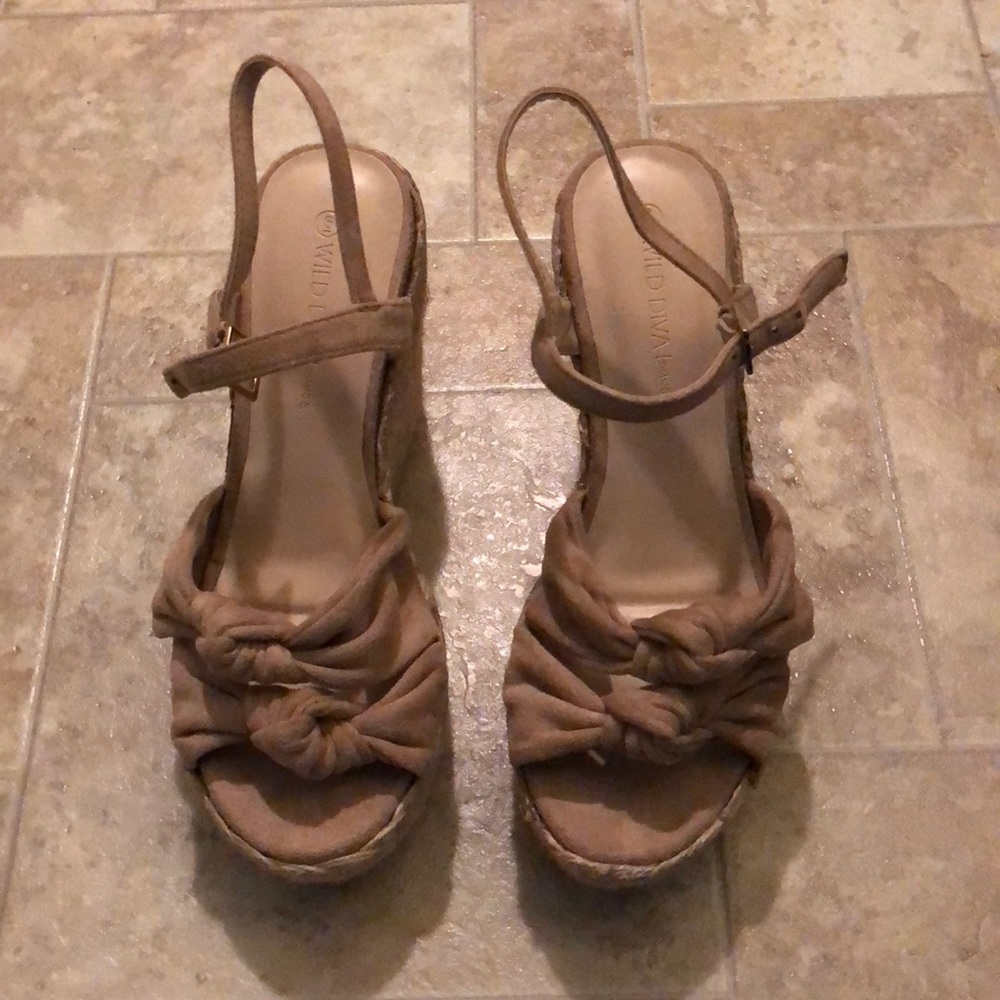 Wedges - Picture 5 of 5